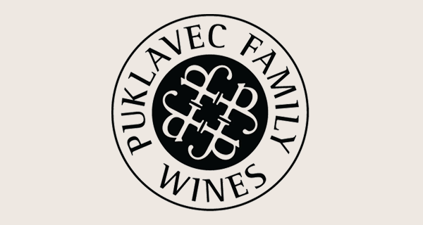 Logo Puklavec Family Wines Referenz Julia Kniese Consulting